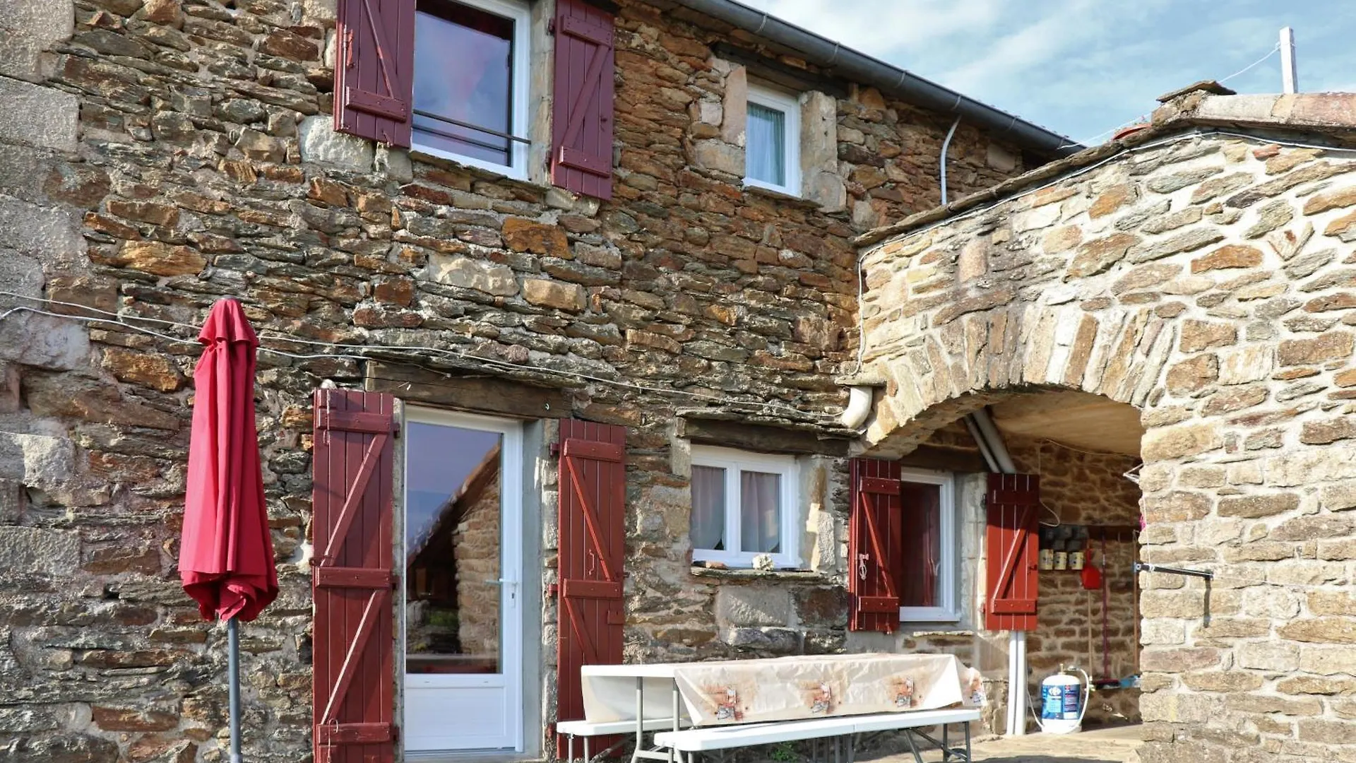 Holiday home Les Gites Du Mas Lachamp Gravieres