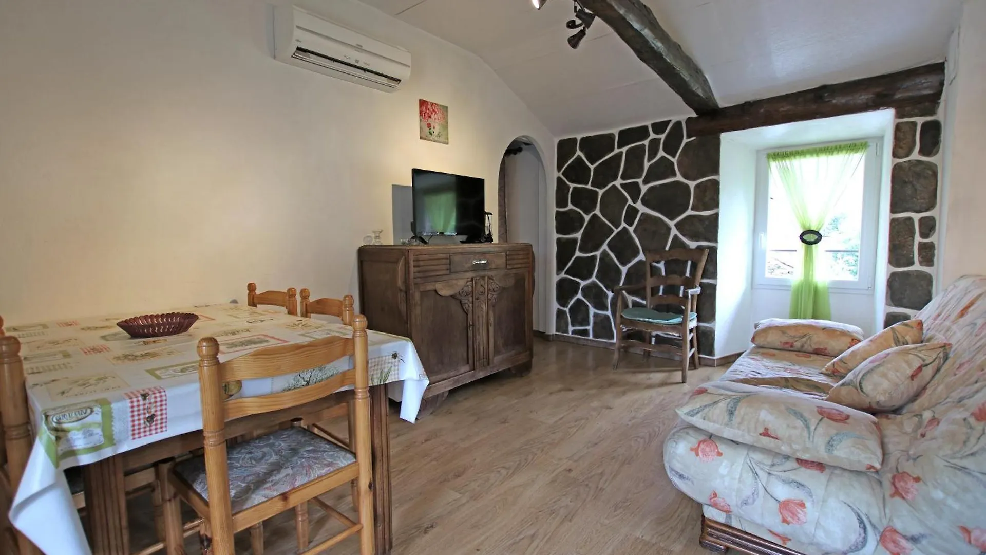 Les Gites Du Mas Lachamp Gravieres Holiday home